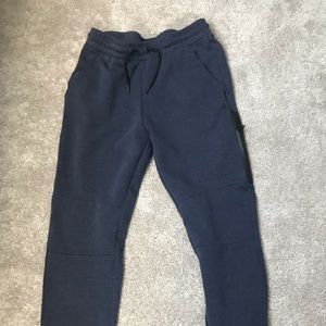 Women joggers draw string navy blue- Layer 8
